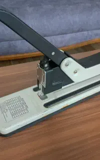 منگنه کوب کنکس ،FL-12L20وسط زن