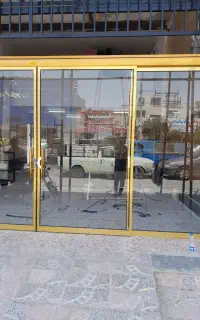 شیشه سکوریت و میرال قاسم زاده