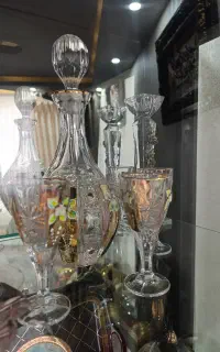 تنگ و گیلاس طلاکوب