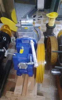 نصب و سرویس آسانسور