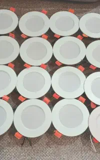 چراغ هالوژن