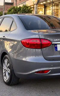 جک J4 مدل ۱۴۰۴ آپشنال