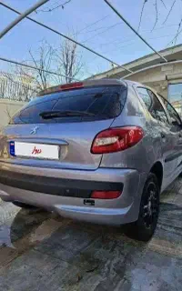 پژو206فرانسوی تیپ 5مدل 90بدون رنگ کم کار خانگی