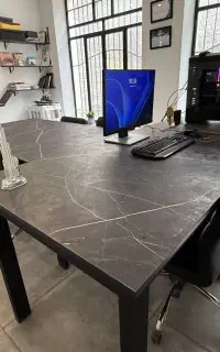 میز کنفرانس اداری