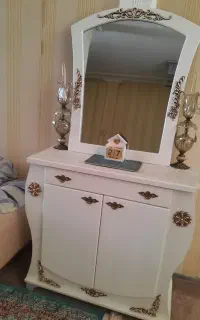 آینه کنسول