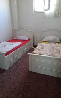 دو عدد تخت