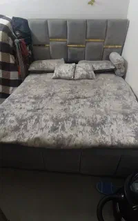 تختخواب دونفره کامل.نو نو همراه تشک و روتختی