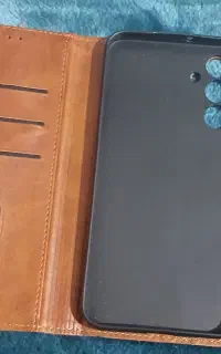 قاب گوشی کتابی