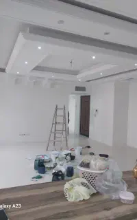 نقاش ساختمان سعدی