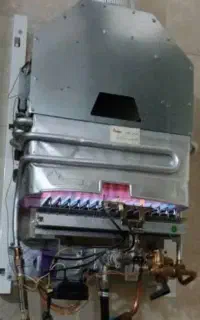 نصب و تعمیر انواع پکیج و ابگرمکن دیواری و شوفاژ