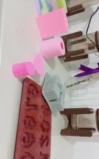 تعدادی قالب سیلیکونی