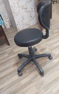 صندلی چرخ دار میز کانتر منشی