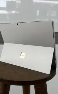 Surface pro 8