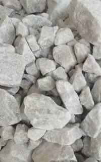 نمک سنگ طبیعی و سنگ آسیاب شده کیسه ای