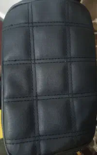 کیف دستی قرمز رنگ گمشده