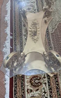 مبل ۷نفره با یه میز جلو مبلی ودوتا عسلی