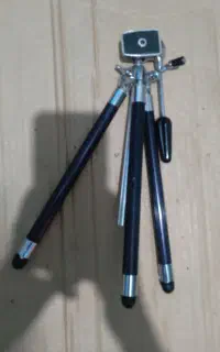 سه پایه دوربین عکاسی