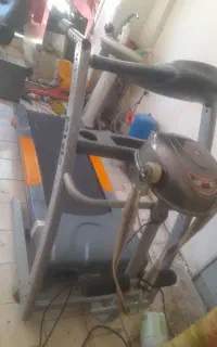 مقداری لوازم منزل