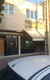 مغازه تجاری حدود۱۰۰ متر برخیابان