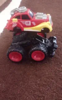 ماشین اسباب بازی