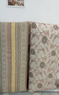 دو عدد پشتی