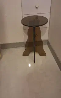 میز شیشه ای