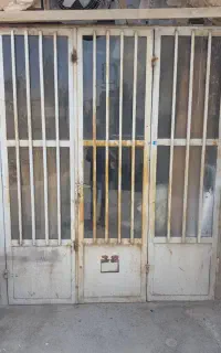 مغازه ۵۲ متری ابن سینا