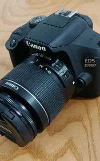 دوربین کنون 2000d + لنز 18-55 mm
