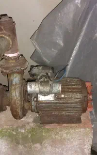 یک دستگاه پوپ اب