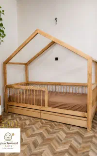 تخت کودک و نوجوان. مونته‌سوری. چوبی. کلبه. تخت
