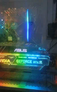 کیس گیمینگ 1080ti و ۳۲ گیگ رم و ۱۲۱۰۰