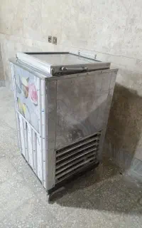 ماکت دستگاه یخچال فالوده