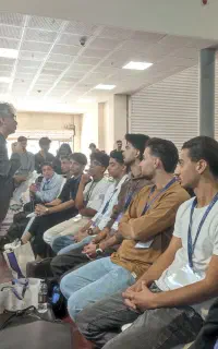 آموزشگاه فنی و حرفه ای آرایشگری