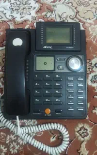 تلفم رومیزی akita