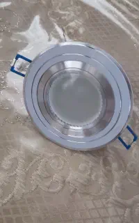 لامپ هالوژن با قاب