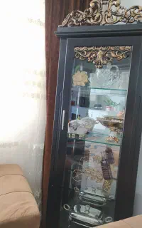 بوفه تاج دار