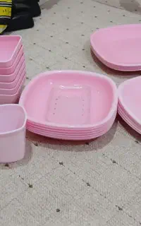 ظروف پلاستیکی ۷ نفره مسافرتی