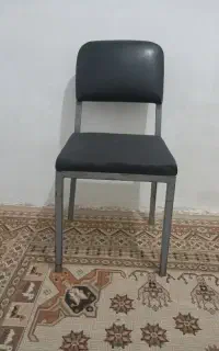صندلی سالم ومحکم