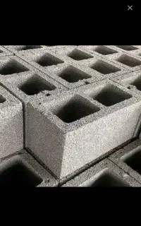 بلوک دیواری پر سیمان