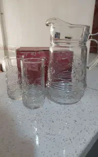 پارچ ولیوان