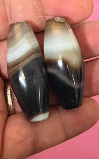 مهره سفیدومشکی