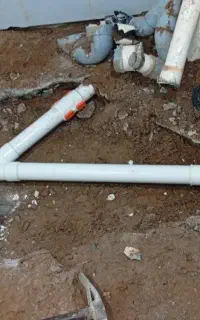 خدمات لوله کش ساختمان