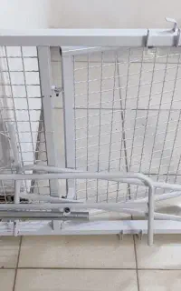 تخت بیمارستانی