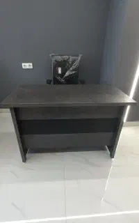 میز مشاور و صندلی گردان