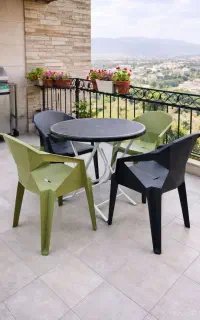 میز و صندلی پلاستیکی ناهارخوری غذاخوری کافه باغ