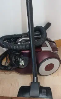 جارو برقی سامسونگ 2000 کاملا سالم و تمیز