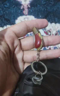 یه دسته کلید چاقو دار