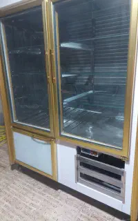 یخچال کبابی و سوپر مارکت