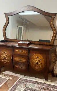 آینه کنسول و میز تی وی