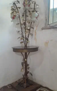 میز تلفن سالم به خاطر کمبود جا میفروشم